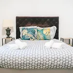 Apartament Spacieux & Confortable Au Coeur Du Centre-ville-aq *