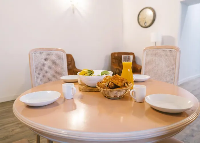 Apartment Spacieux & Confortable Au Coeur Du Centre-ville-aq Carcassonne