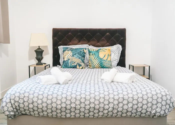 Apartment Spacieux & Confortable Au Coeur Du Centre-ville-aq *